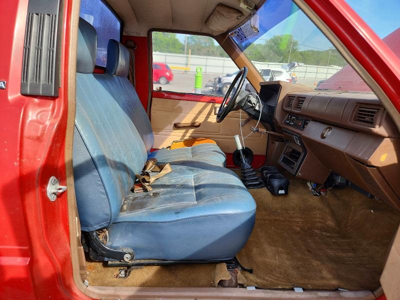 1986 Toyota Pickup Base