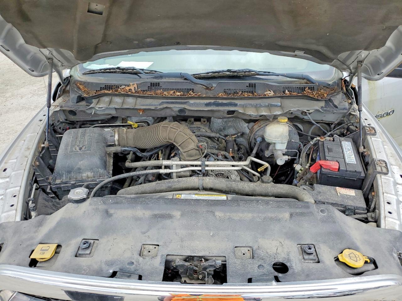 2011 Dodge RAM 1500 Crew Cab (4