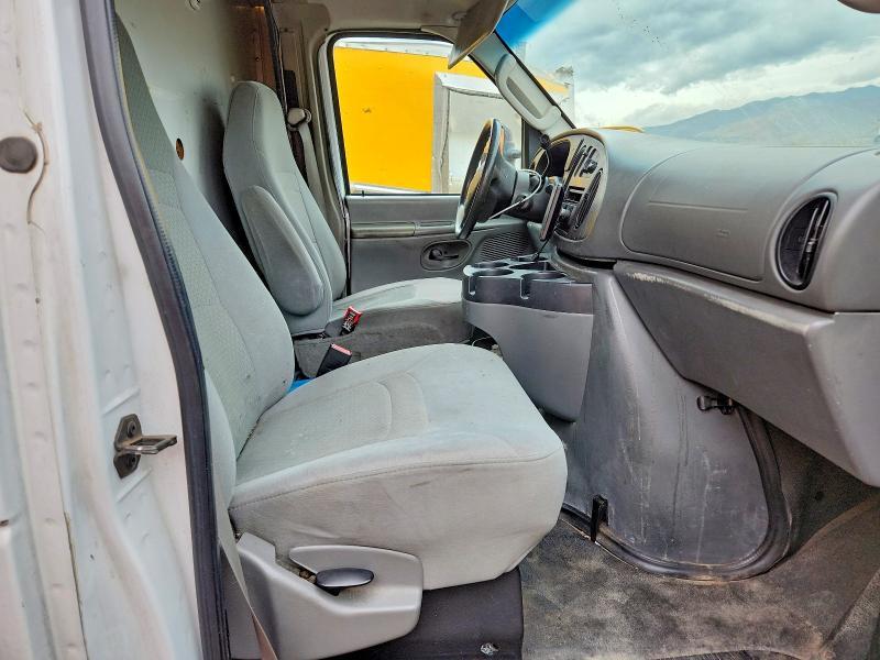 2008 Ford E350 BOX Truck