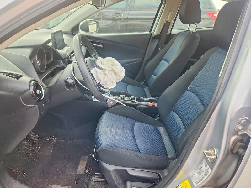 2020 Toyota Yaris le