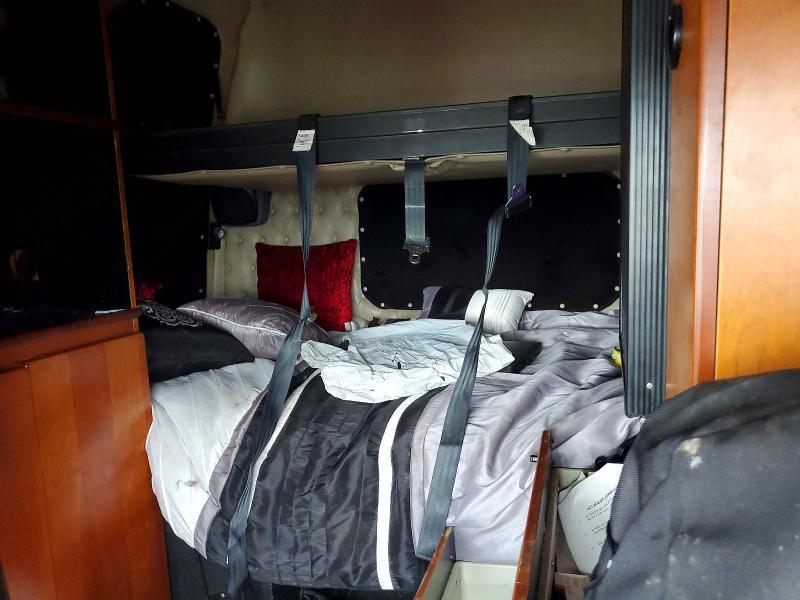 2005 Western Star 4900 Semi Truck