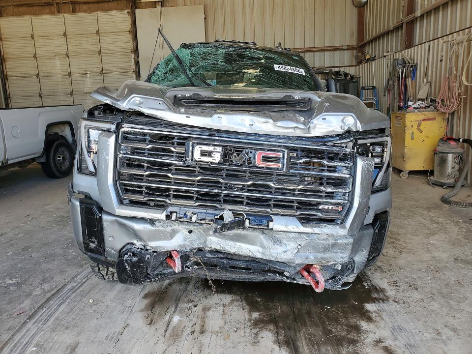 2026 GMC Sierra K2500 AT4