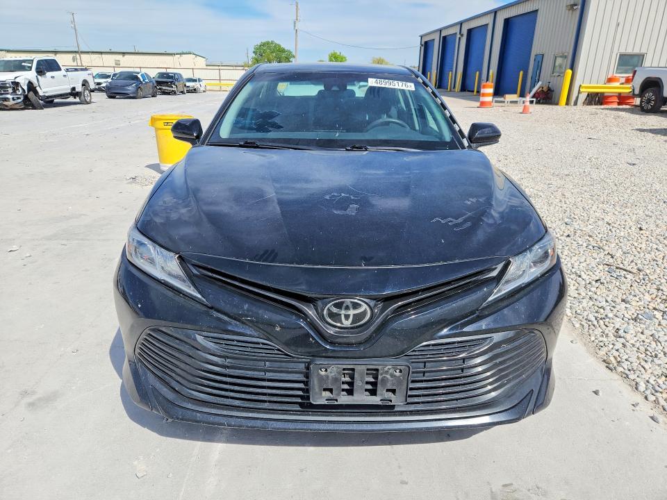 2020 Toyota Camry le