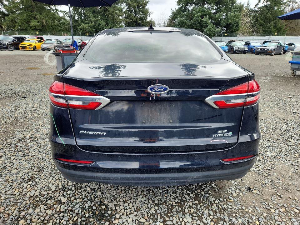 2019 Ford Fusion se