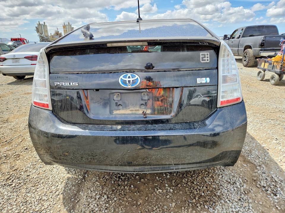 2010 Toyota Prius iii