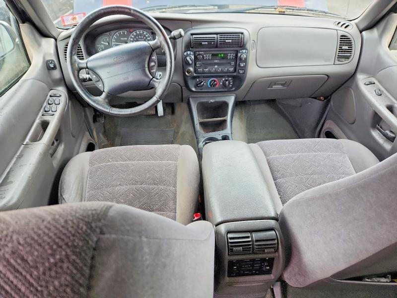 2000 Ford Explorer xlt