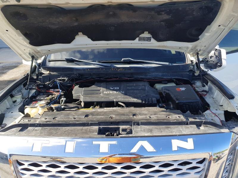 2017 Nissan Titan SV
