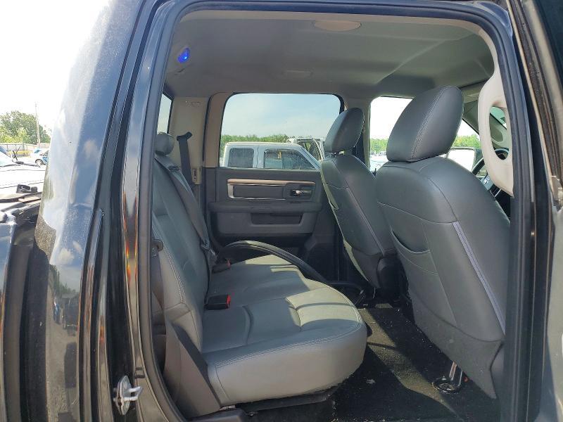 2015 Dodge RAM 1500 SLT