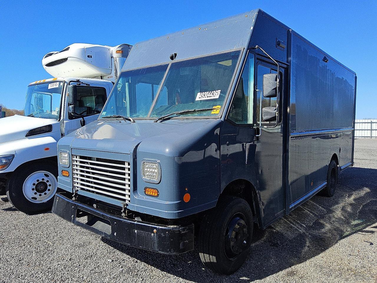 2021 Freightliner MT45G Delivery Truck