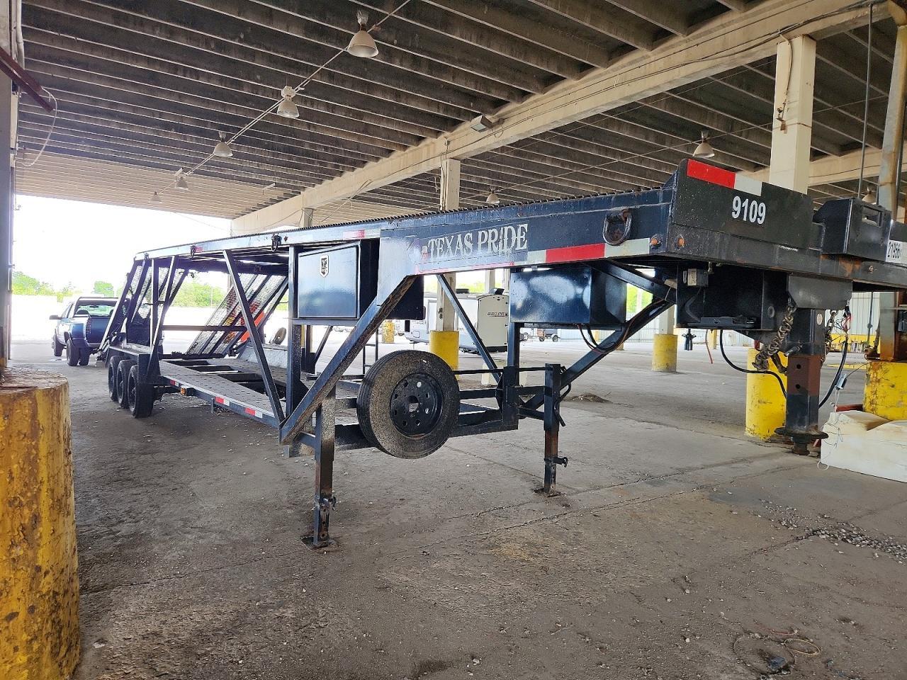 2022 Texas Pride CA84727KGN Car Carrier