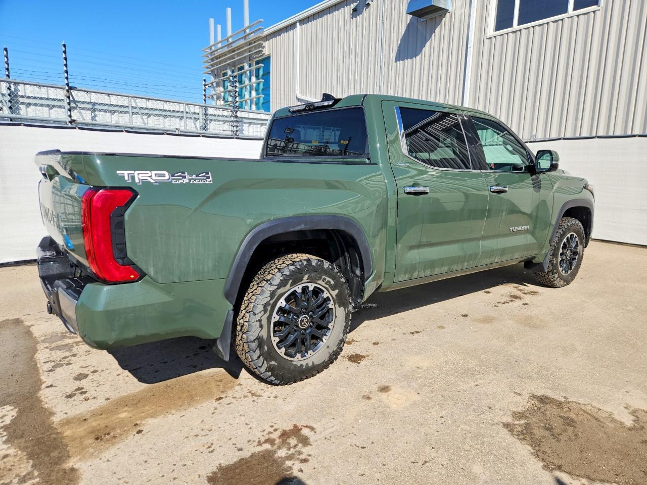 2022 Toyota Tundra Crewmax Limited