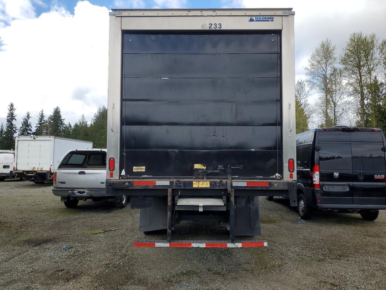 2020 Freigliner 2020 Freightliner Business Class M2 Refrigerated B