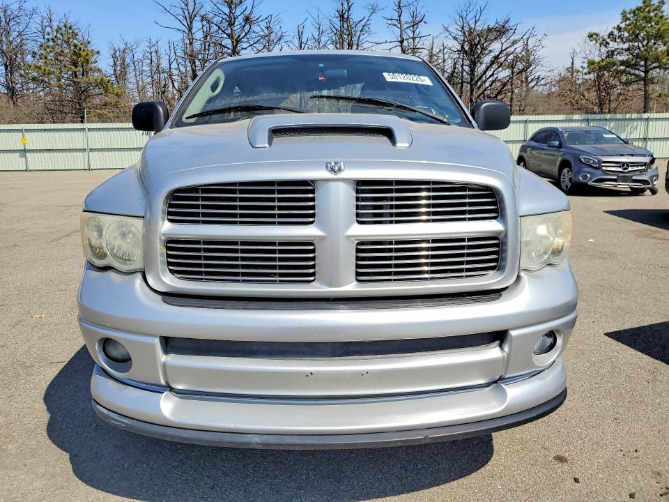 2004 Dodge Ram 1500 st
