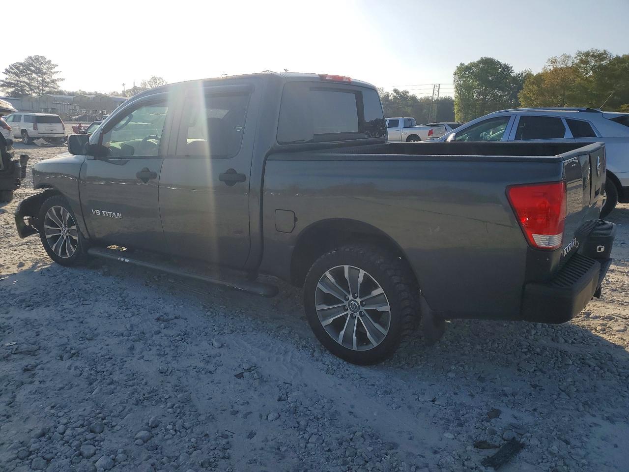 2005 Nissan Titan XE