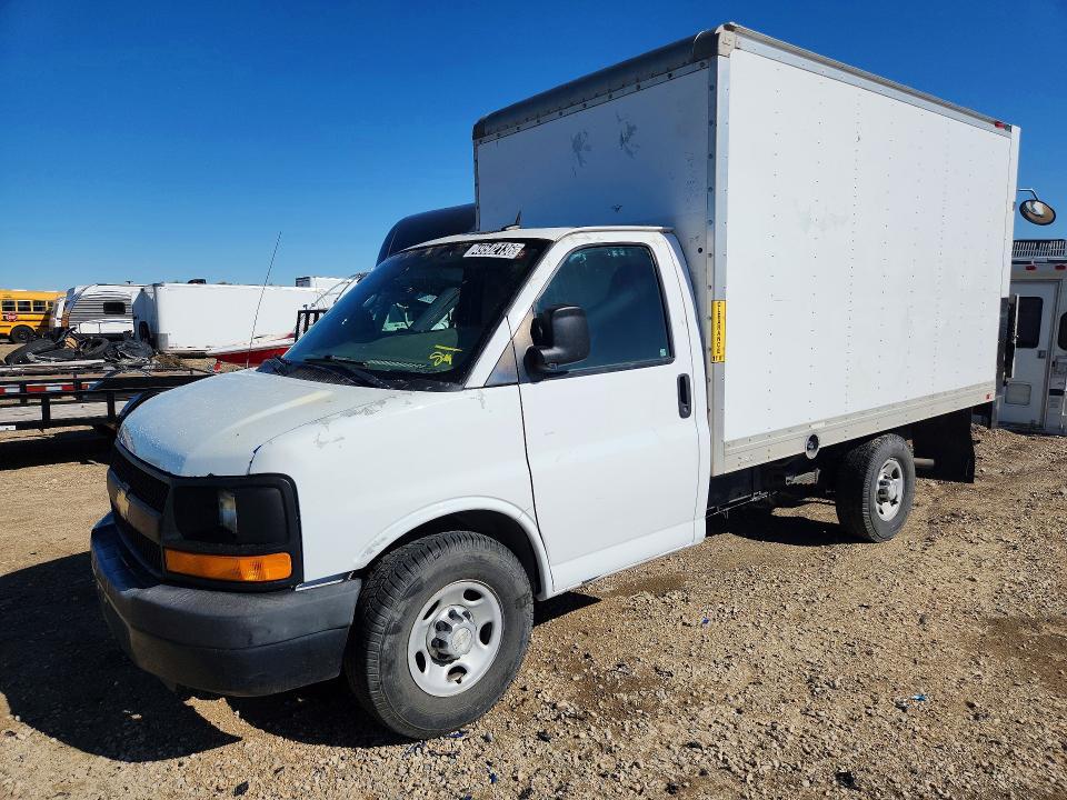 2015 Chev Rolet Express BOX Truck