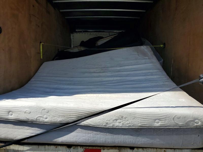 2010 Ford E350 BOX Truck