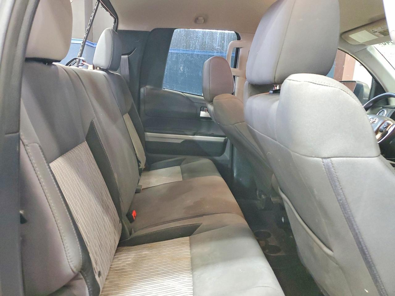 2014 Toyota Tundra SR5