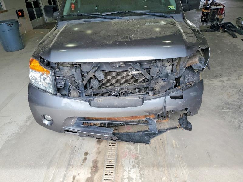 2015 Nissan Armada sv