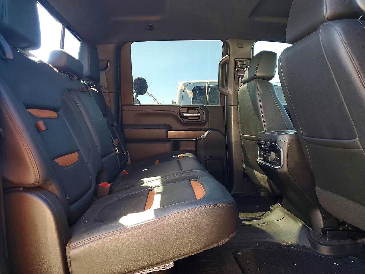 2023 GMC Sierra K2500 AT4