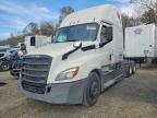 2020 Freigliner 2020 Freightliner Cascadia 126 Semi Truck