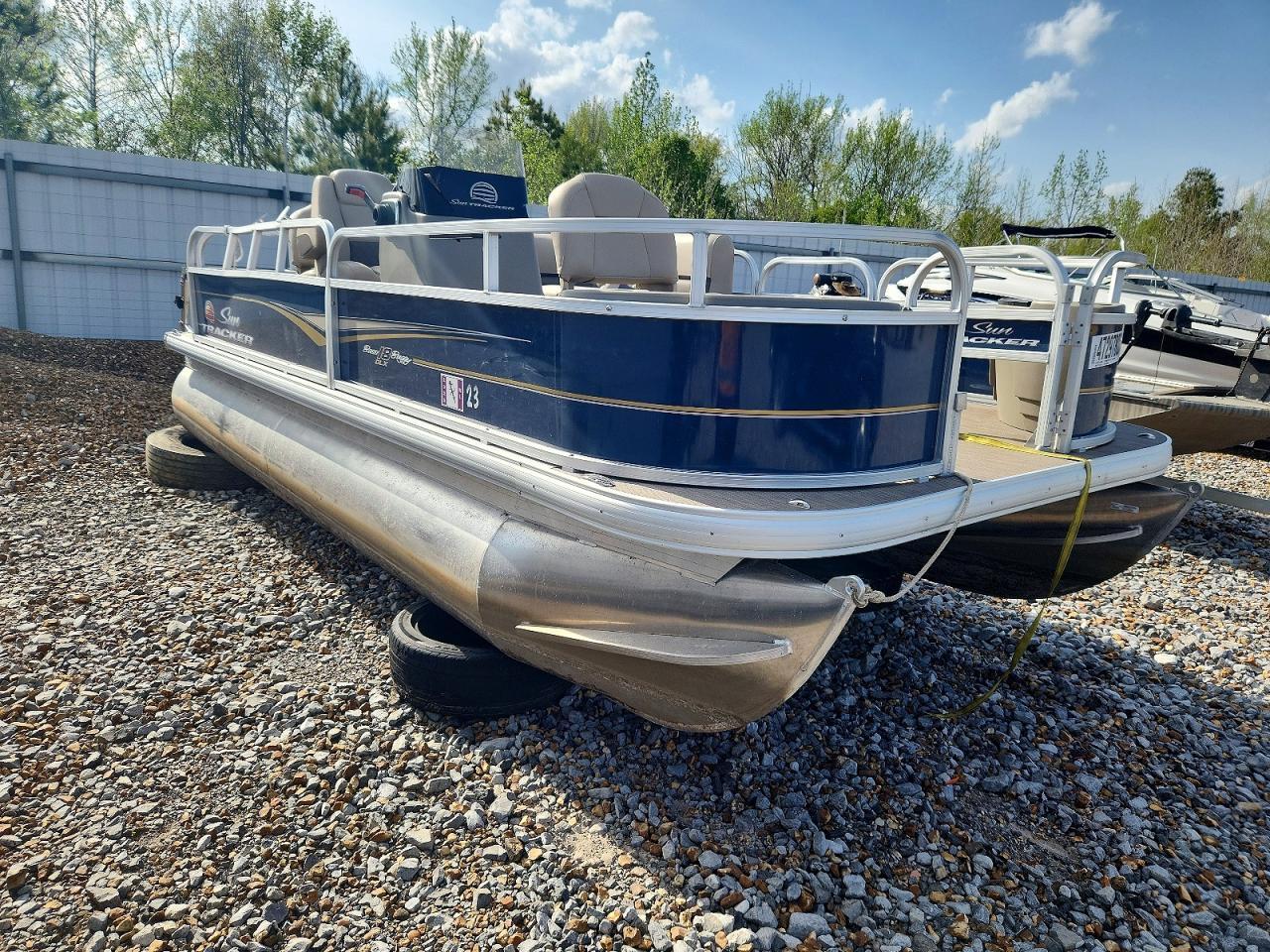 2024 Suntracker BB18