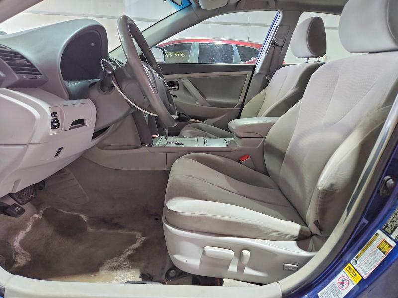 2010 Toyota Camry le