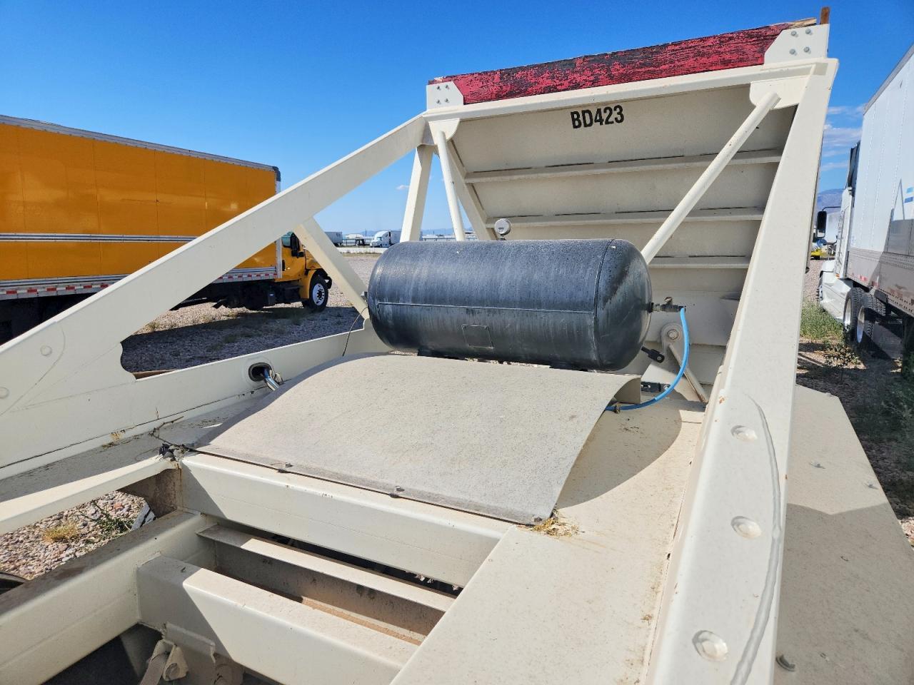 2023 Armor Lite SBD-40 LTS AR Belly Dump Trailer
