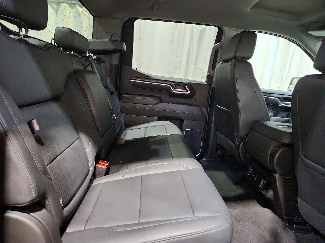 2026 GMC Sierra K1500 SLT