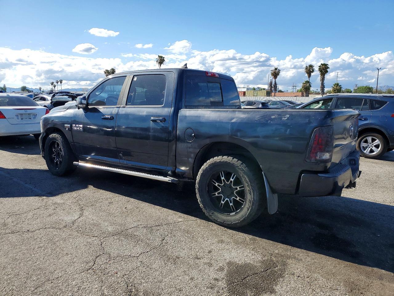 2016 Dodge RAM 1500 Sport