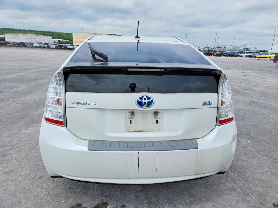 2010 Toyota Prius ii