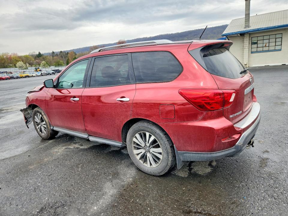 2017 Nissan Pathfinder s