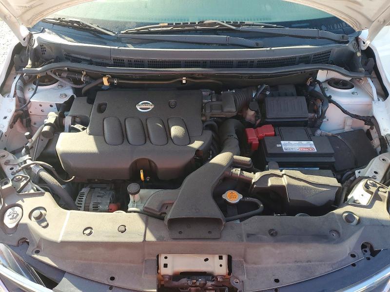 2010 Nissan Versa 1.8 s