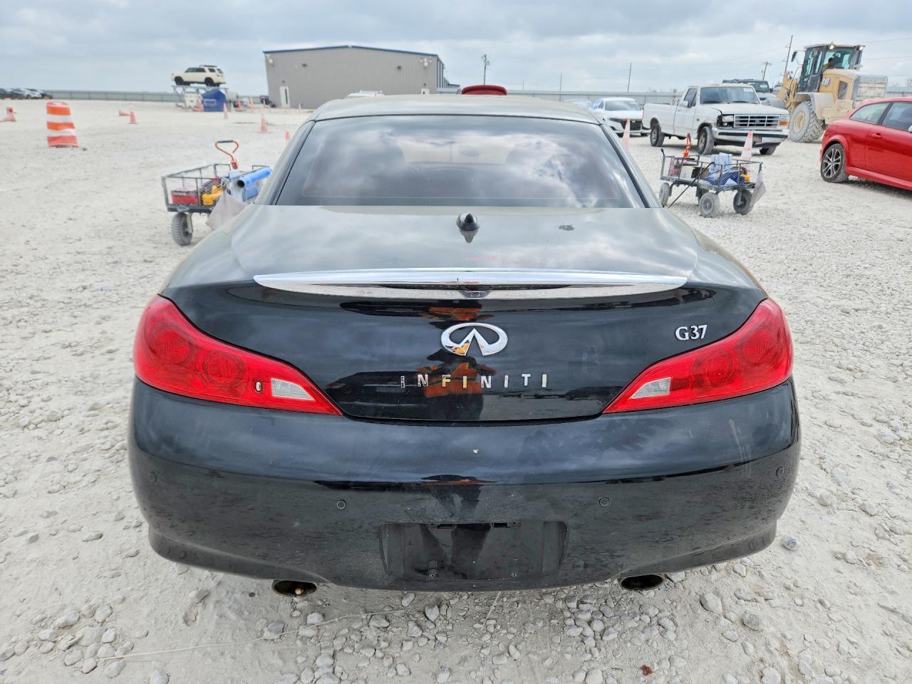 2013 Infiniti G37 Convertible Base