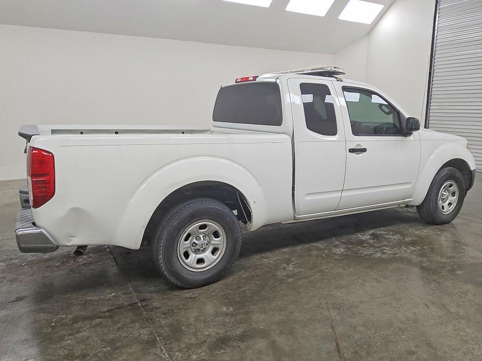 2016 Nissan Frontier S
