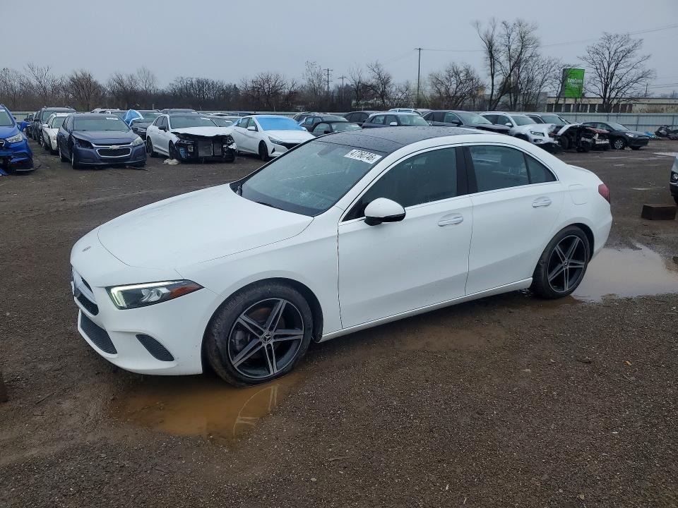 2022 Mercedes-Benz A 220 4matic