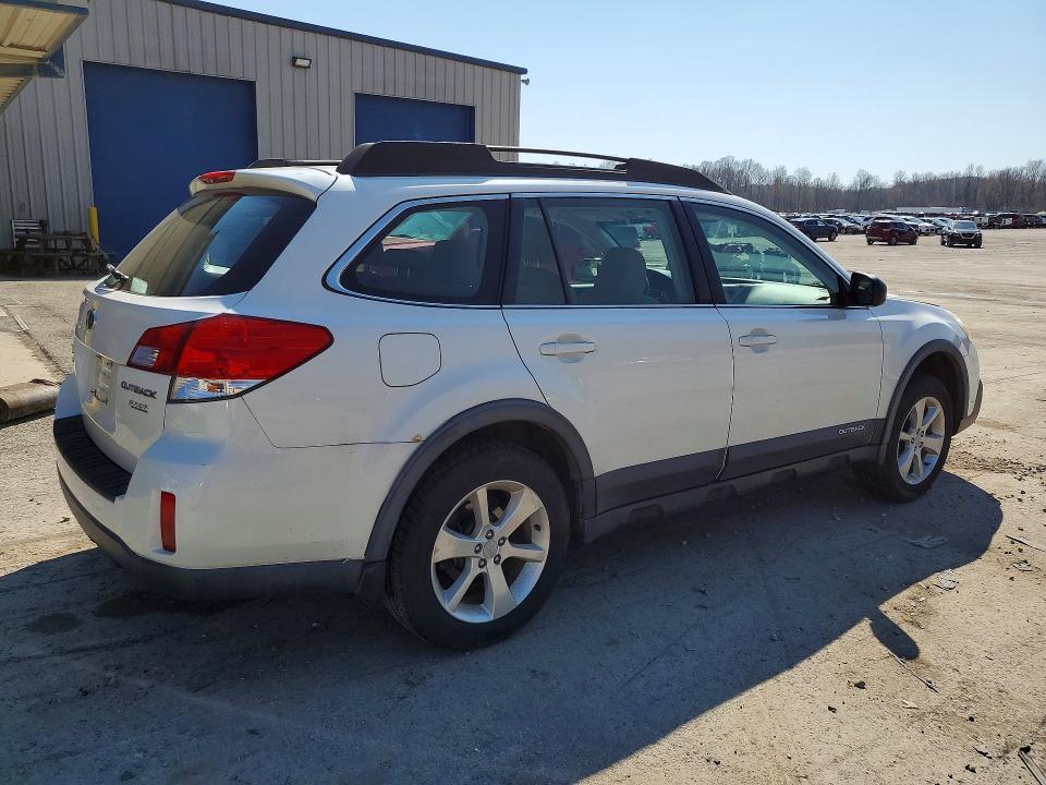 2014 Subaru Outback 2.5i