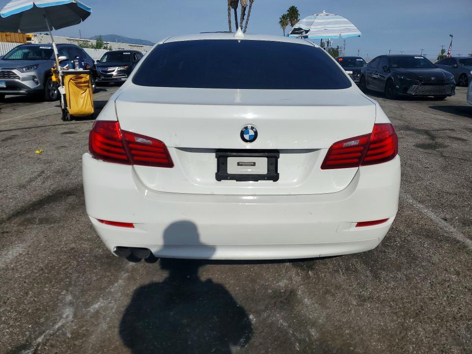 2016 BMW 528 i