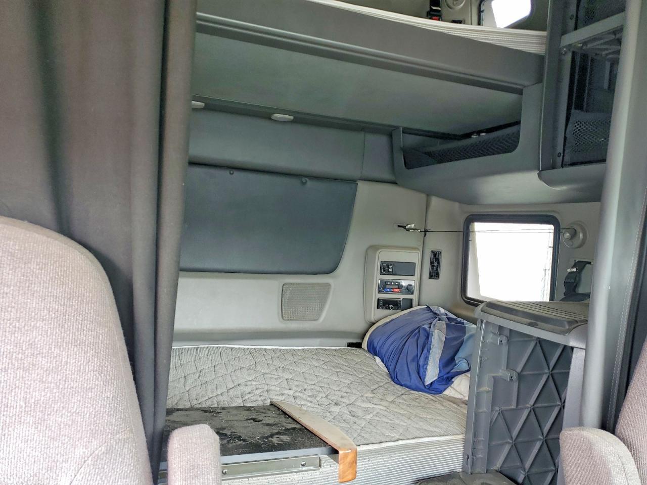 2021 International LT625 Semi Truck