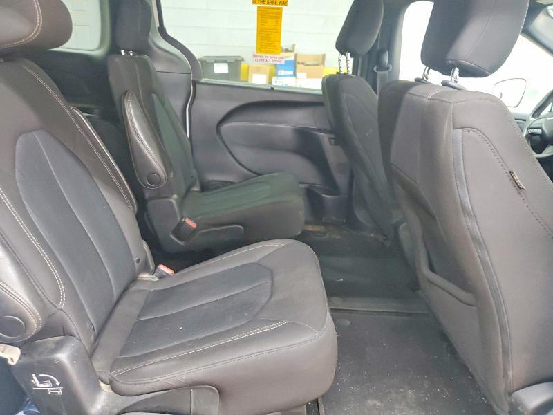 2022 Chrysler Pacifica Touring