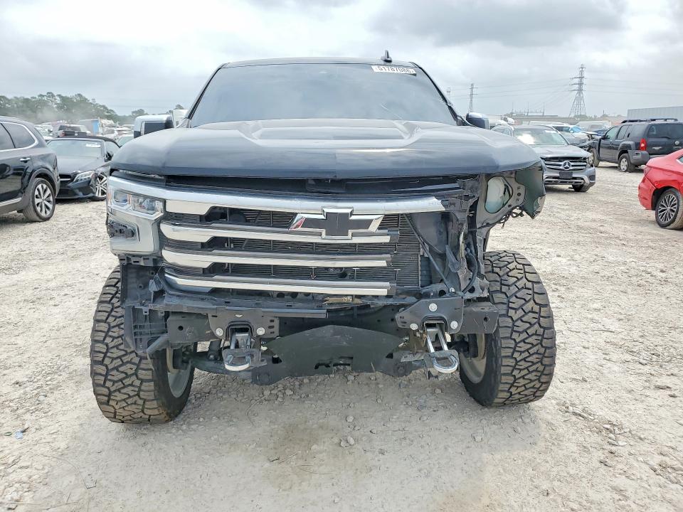 2024 Chevrolet Silverado C1500 High Country