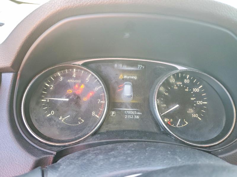 2015 Nissan Rogue sv