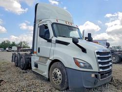 Salvage trucks for sale at Louisville, KY auction: 2022 Freigliner Cascadia 126