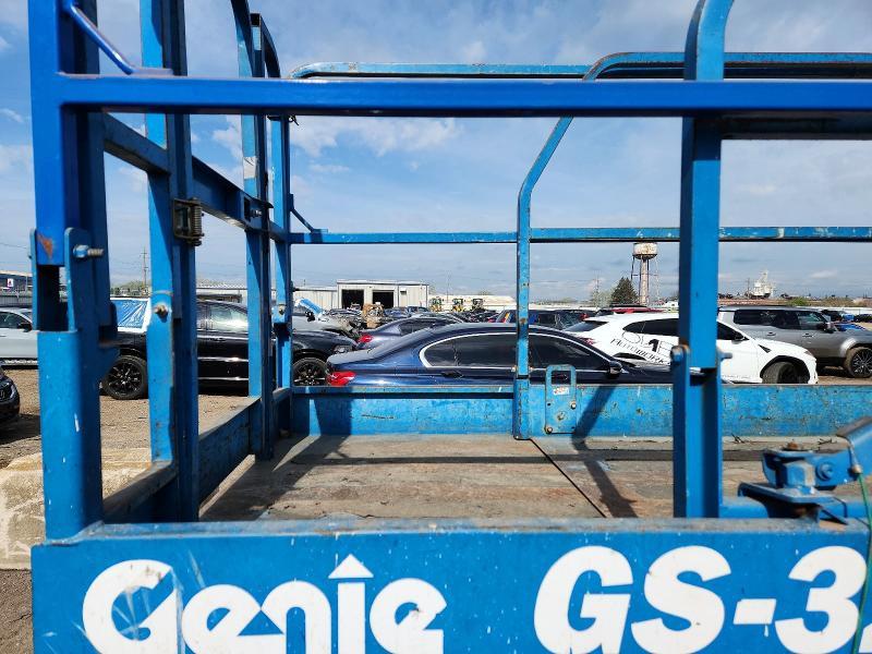 2016 Genie GS3246 Scissor Lift