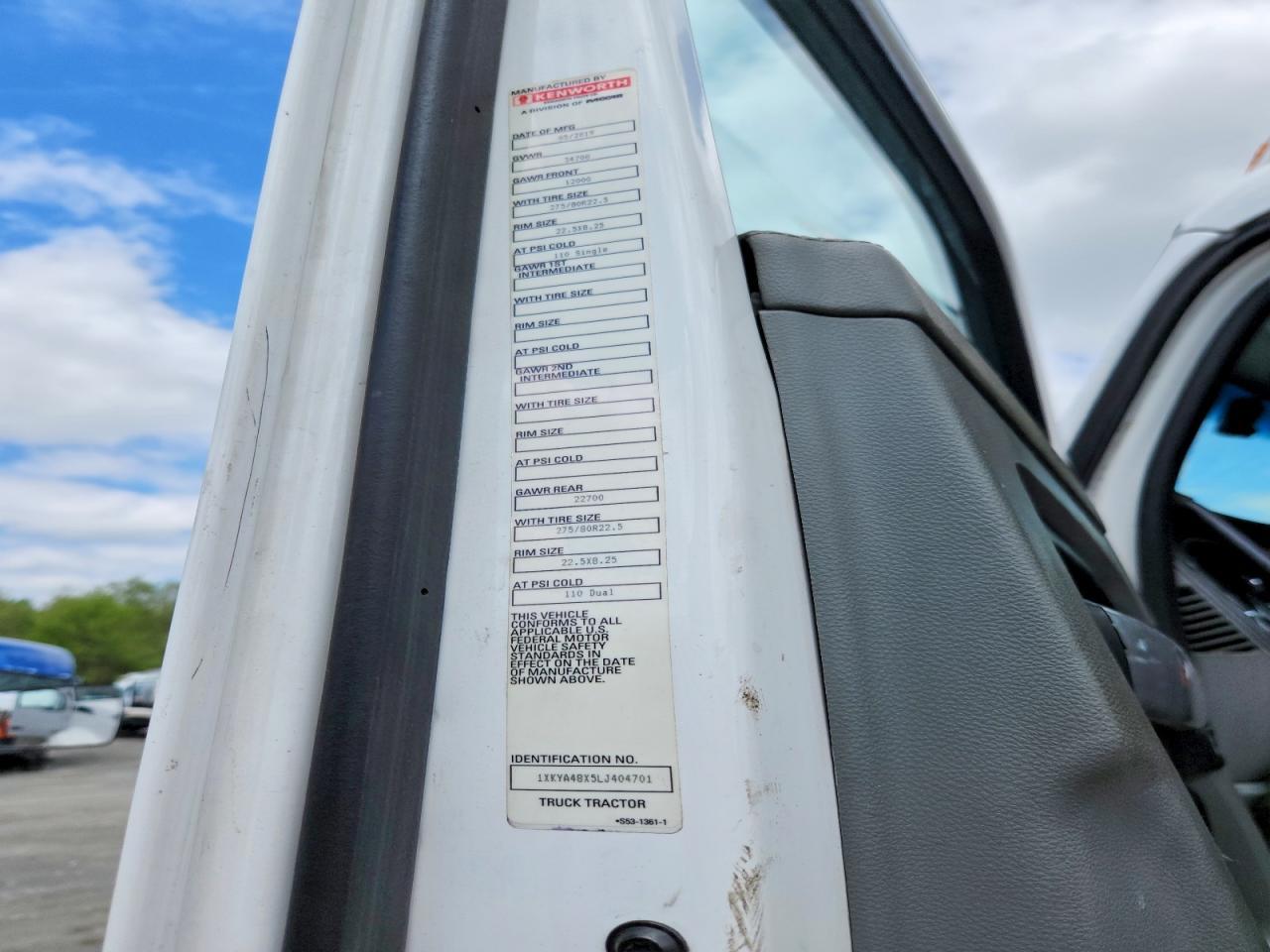 2020 Kenworth T680 Semi Truck