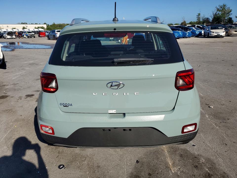 2025 Hyundai Venue sel