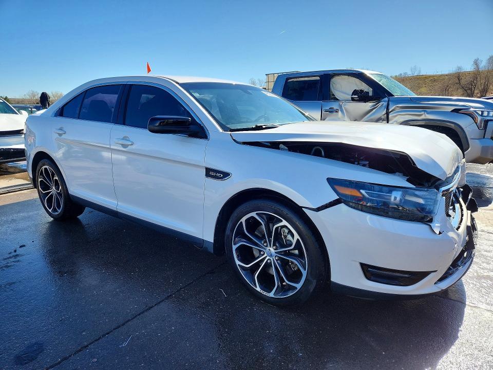 2015 Ford Taurus sho