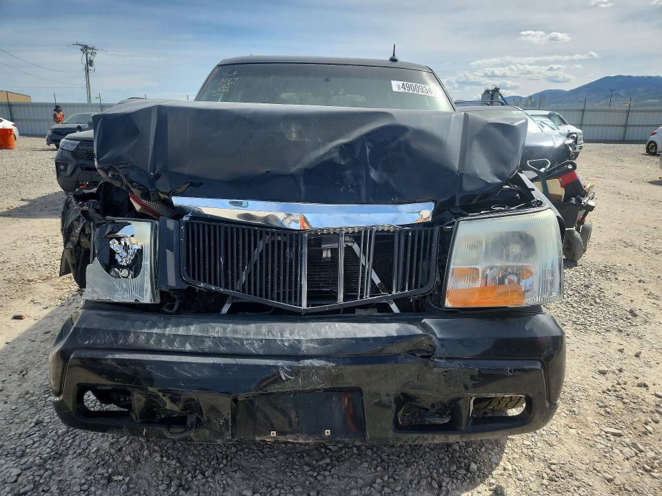 2003 Cadillac Escalade Luxury