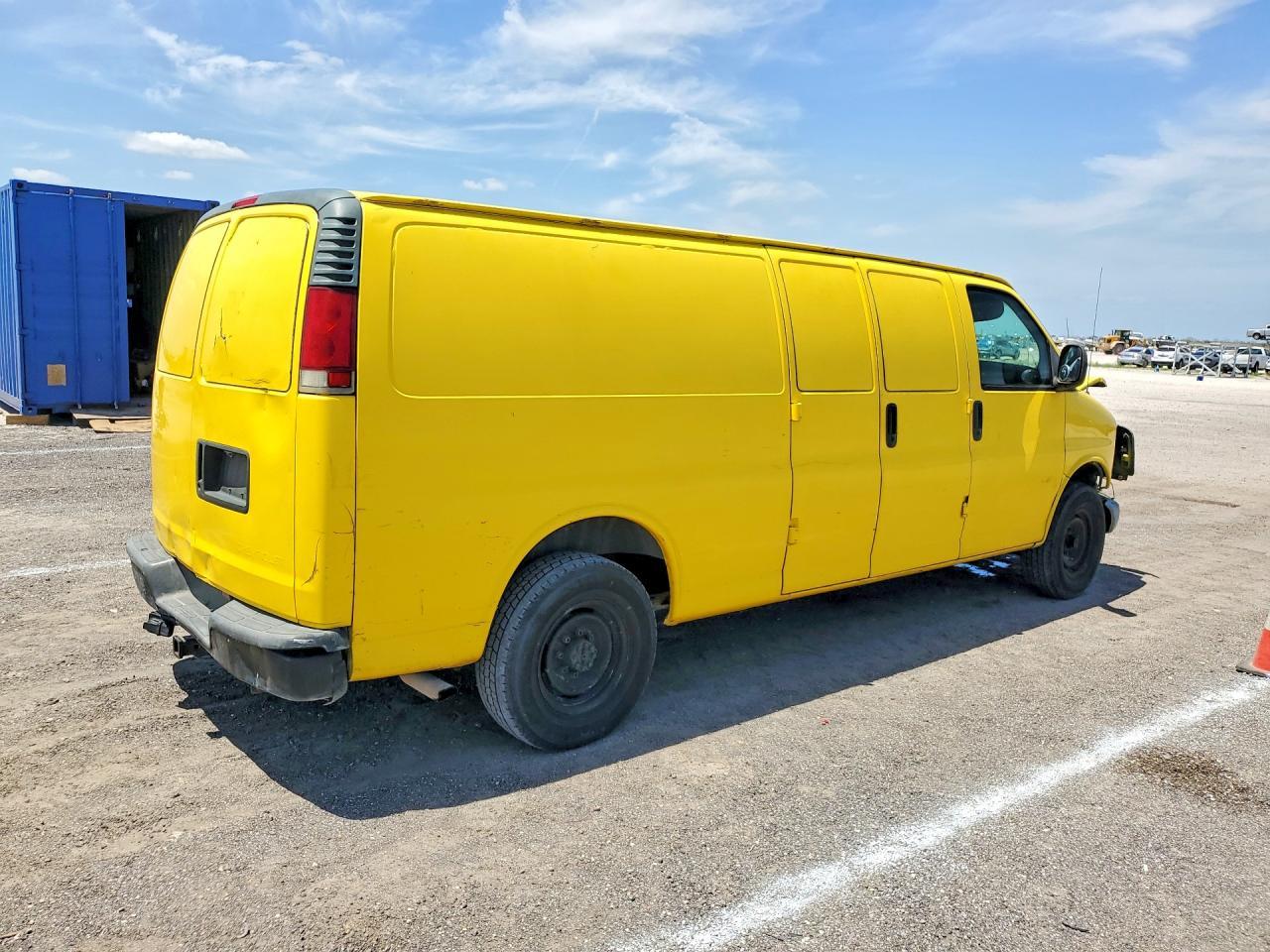 1999 Chev Express G3500