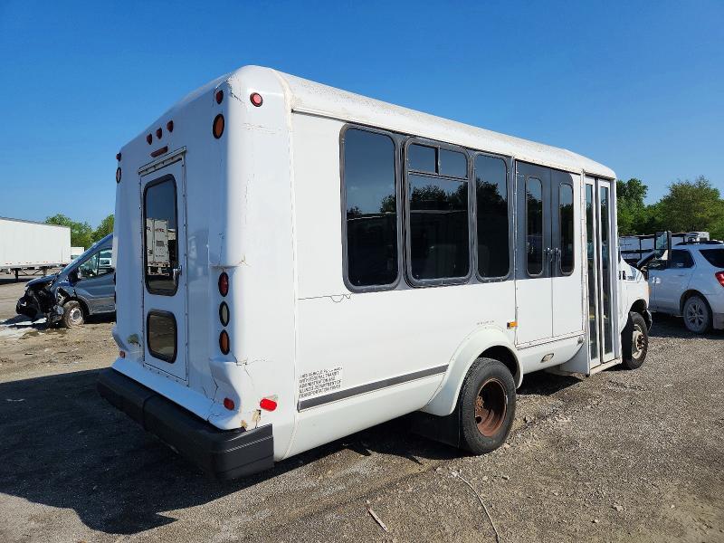 2007 Ford Econoline E350 Super Duty Cutaway Van