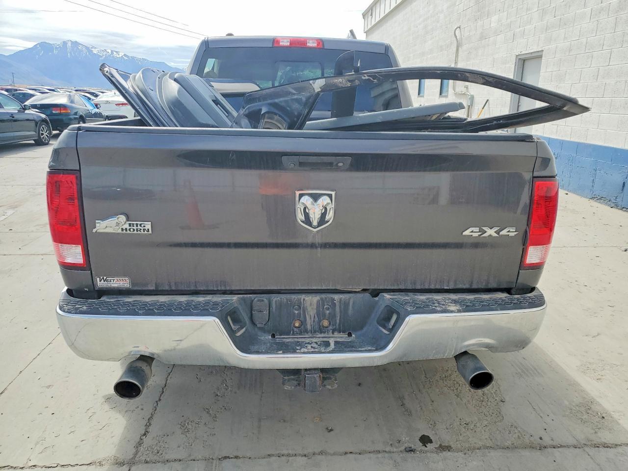 2015 Dodge RAM 1500 SLT